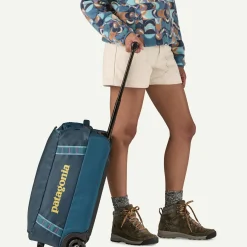 Black Hole® Wheeled Duffel 40L