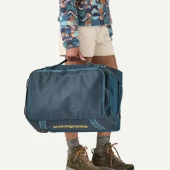 Black Hole® Wheeled Duffel 40L